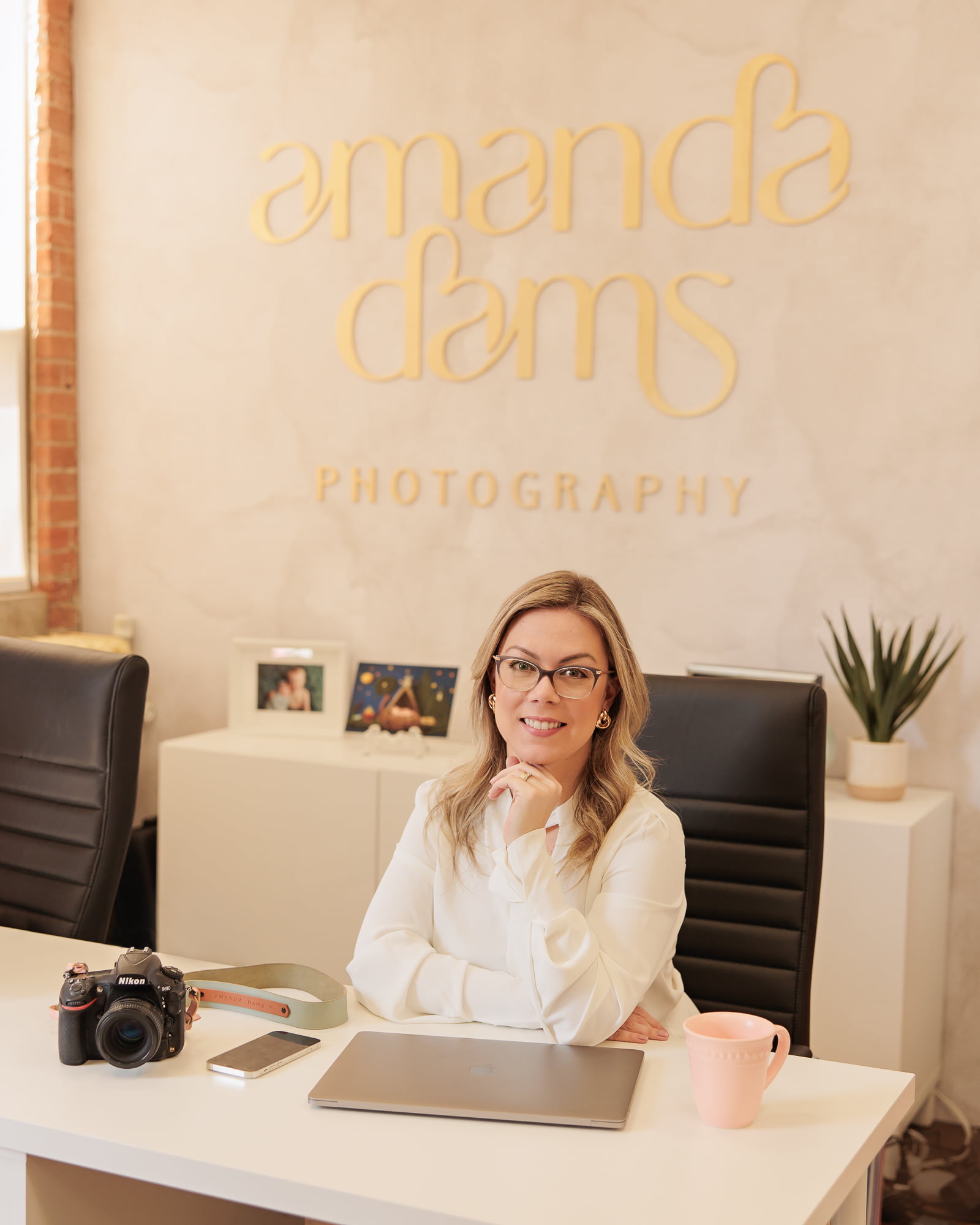 Amanda Dams Headshot Photographer in Calgary